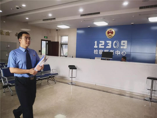 “走近一线检察官”直播活动：感受小信件背后的检察大情怀